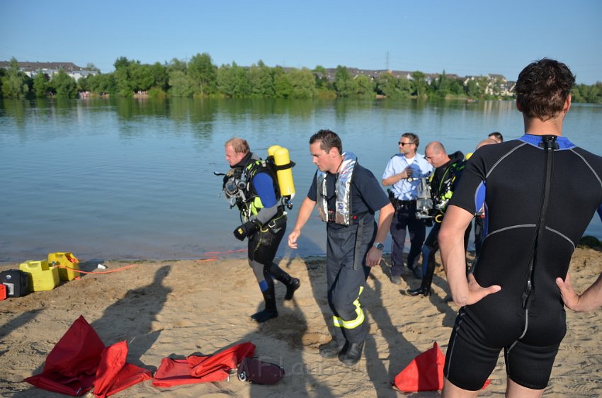 PWasser Einsatz BF FF Koeln Troisdorf Rotter See P182.JPG